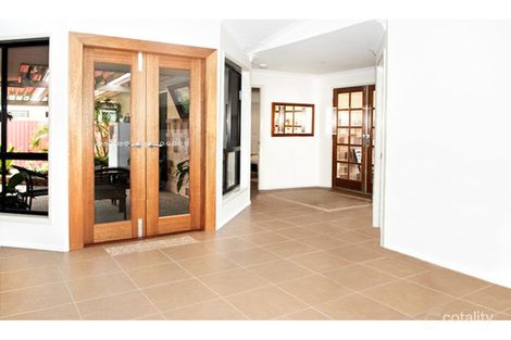 Property photo of 8 Lamandra Lane Sippy Downs QLD 4556