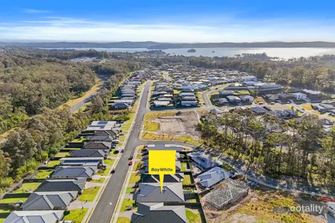 Property photo of 2/33 Freycinet Drive Sunshine Bay NSW 2536