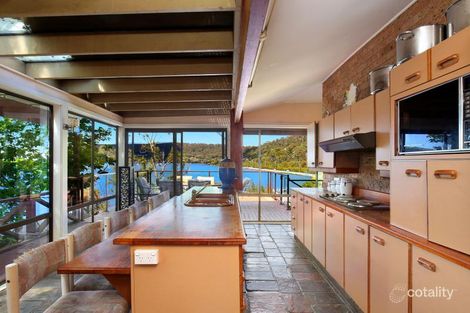 Property photo of 92 Brisbane Water Drive Tascott NSW 2250