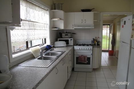 Property photo of 4 Crosby Crescent Fairfield NSW 2165