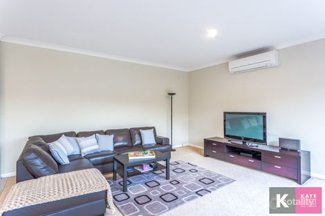 Property photo of 8 Valley Drive Beaconsfield Upper VIC 3808