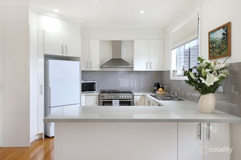 Property photo of 2/127 Shearwater Drive Lake Heights NSW 2502