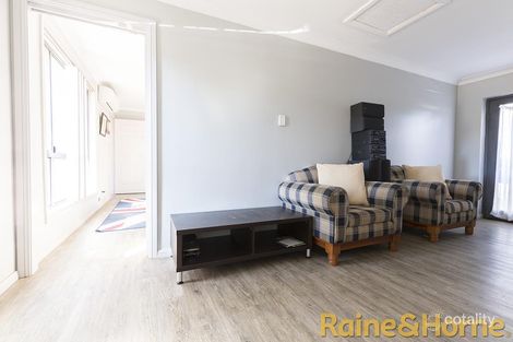 Property photo of 26 Cormorant Crescent Dubbo NSW 2830