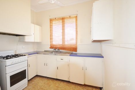 Property photo of 27 Barnsley Street Queens Park WA 6107