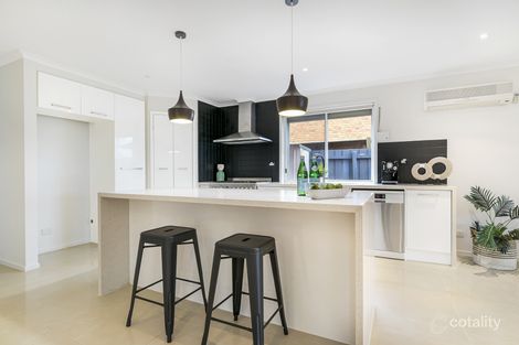 Property photo of 6 Ferncroft Court Berwick VIC 3806