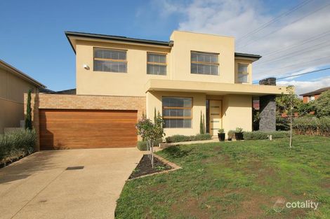 17 Leslie St, Donvale, VIC 3111