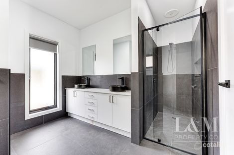 Property photo of 61 Dargile Circuit Epping VIC 3076