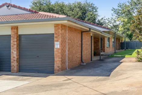 2/756 Ruthven St, South Toowoomba, QLD 4350