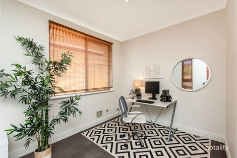 Property photo of 16B Culwalla Close Kallaroo WA 6025