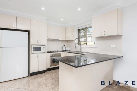 Property photo of 15 Vancouver Place Fairfield West NSW 2165