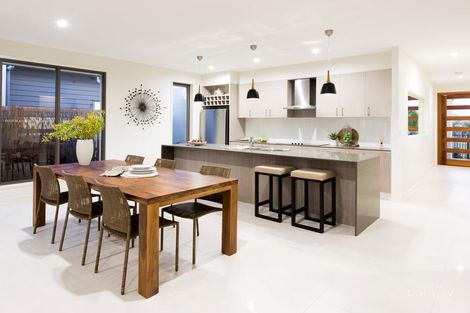 33 Aqua Cct, Caloundra West, QLD 4551