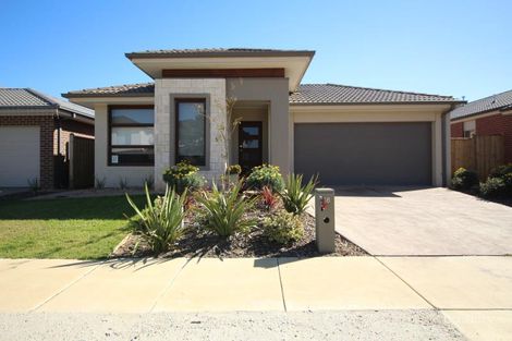 18 Galactic St, Mount Duneed, VIC 3217