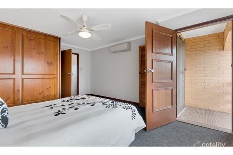 Property photo of 1/3 Hussey Avenue Oaklands Park SA 5046