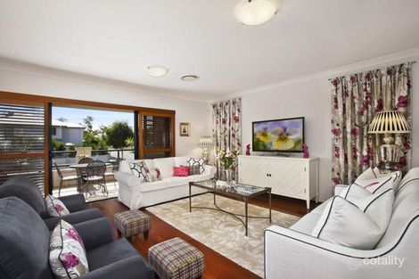 Property photo of 15 Central Avenue Mount Ommaney QLD 4074