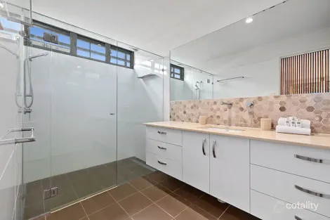 Property photo of 14 Dune Street Fingal Head NSW 2487