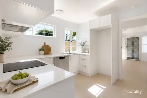 Property photo of 46 Hollywell Road Biggera Waters QLD 4216