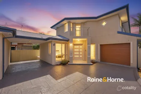 2/15 Brisbane Ave, Umina Beach, NSW 2257