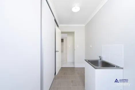 Property photo of 19 Macadamia Loop Piara Waters WA 6112