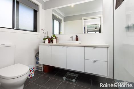 Property photo of 6 Beech Street Forest Hill NSW 2651