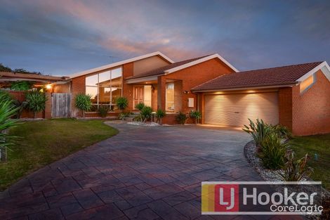 Property photo of 18 Debanne Court Narre Warren VIC 3805