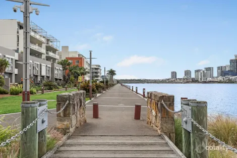 Property photo of 405/49 Hill Road Wentworth Point NSW 2127