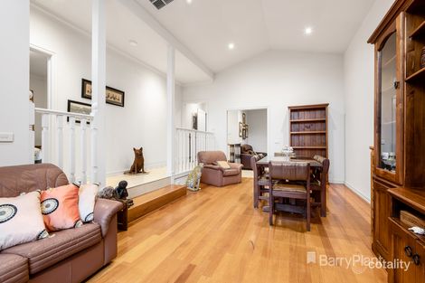 Property photo of 1/27 Batman Road Eltham VIC 3095