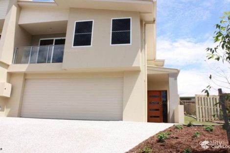 Property photo of 2/10 Joshua Place Oxenford QLD 4210