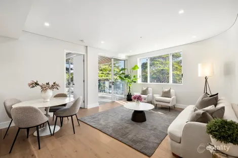 Property photo of 9/20-26 Avon Road Dee Why NSW 2099