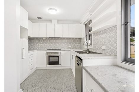 27 Markham St, Holsworthy, NSW 2173