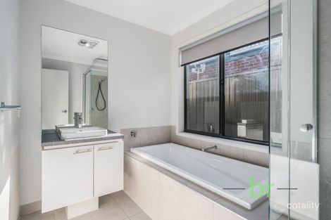 Property photo of 28 Canterbury Road West Lara VIC 3212
