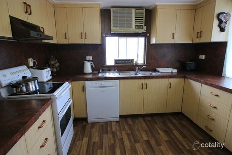 Property photo of 42 Fifth Avenue Home Hill QLD 4806
