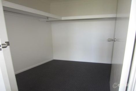 Property photo of 33 Epping Way Mount Low QLD 4818