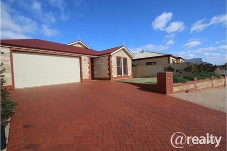 Property photo of 16 Edwards Crescent Waikerie SA 5330