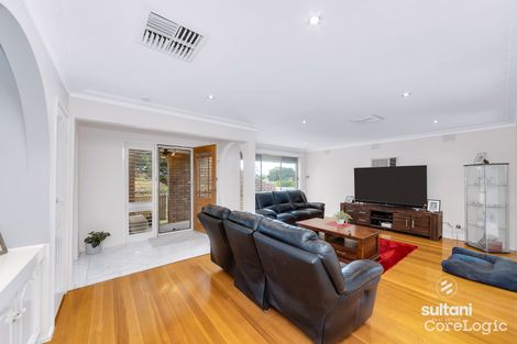 Property photo of 10 Rearden Close Endeavour Hills VIC 3802