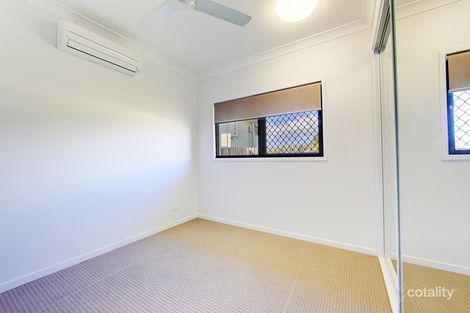 Property photo of 2/7 Frederick Street Oonoonba QLD 4811