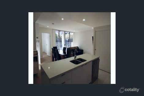 Property photo of 412/33 Lakefront Crescent Varsity Lakes QLD 4227