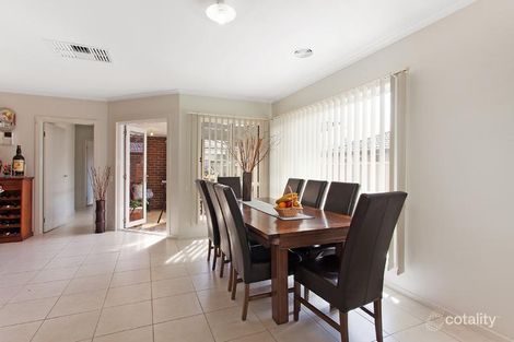 Property photo of 10 Ivory Crescent Springvale South VIC 3172