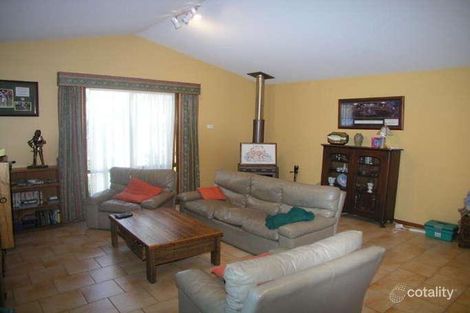 Property photo of 20 Fiddlewood Grove Menai NSW 2234