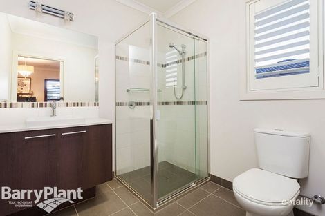 Property photo of 19 Marlin Crescent Point Cook VIC 3030