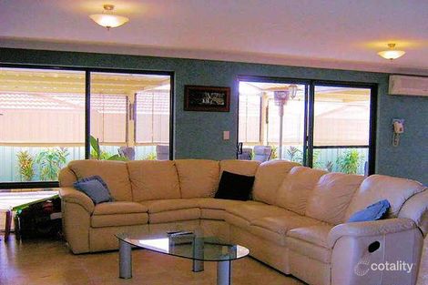 Property photo of 12 Passionfruit Way Forrestfield WA 6058