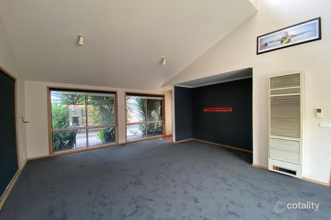 Property photo of 2/6-8 Corangamite Drive Corio VIC 3214