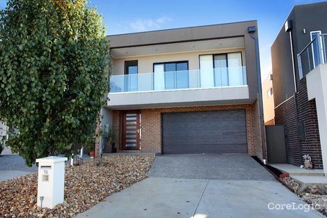 Property photo of 16 Seddon Place Caroline Springs VIC 3023