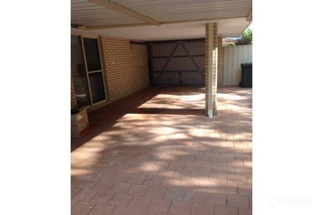 Property photo of 11 Coral Crescent Broadwater WA 6280