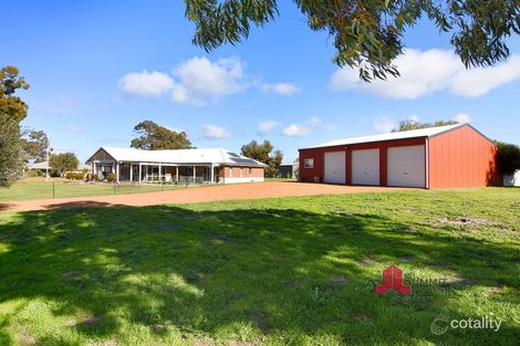 Property photo of 12 Craigie Drive Roelands WA 6226