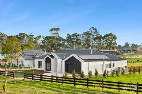 9 Barkly St, Glenlyon, VIC 3461