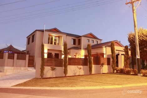 Property photo of 14A Gnobar Way Mullaloo WA 6027