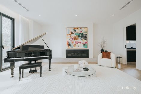 Property photo of 28 Grosvenor Parade Balwyn VIC 3103