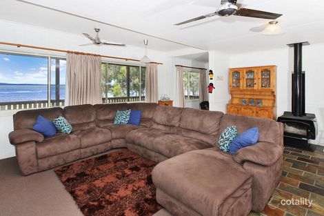 Property photo of 386 Tuggerawong Road Tuggerawong NSW 2259