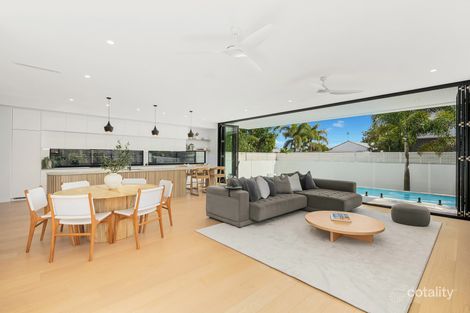 1/33 Fifth Ave, Palm Beach, QLD 4221