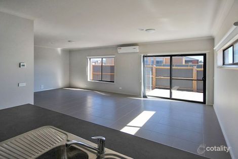 Property photo of 15 Berrybank Terrace Botanic Ridge VIC 3977